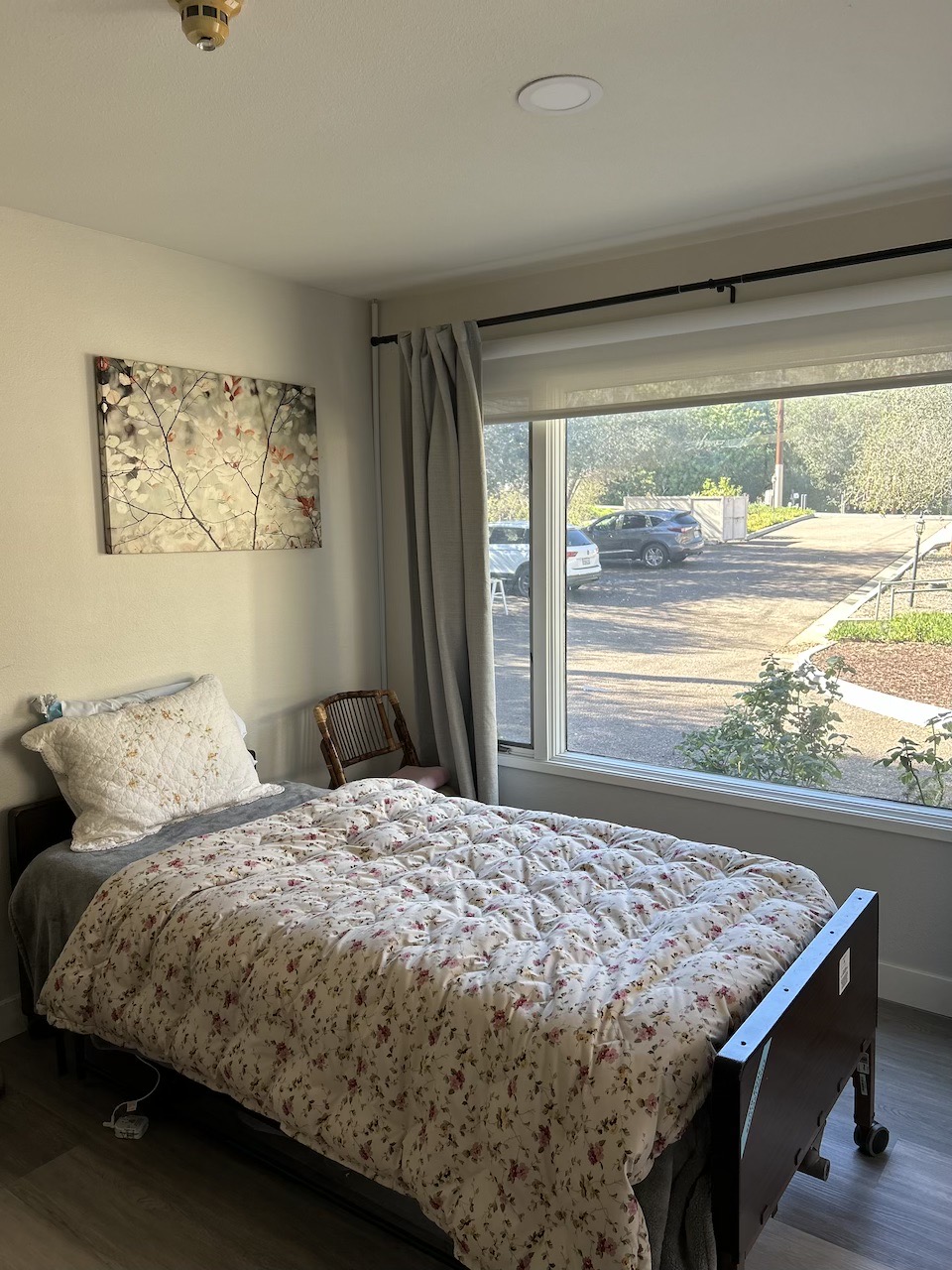 Comfortable room at Huntington Manor